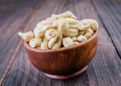 natural cashews for energy